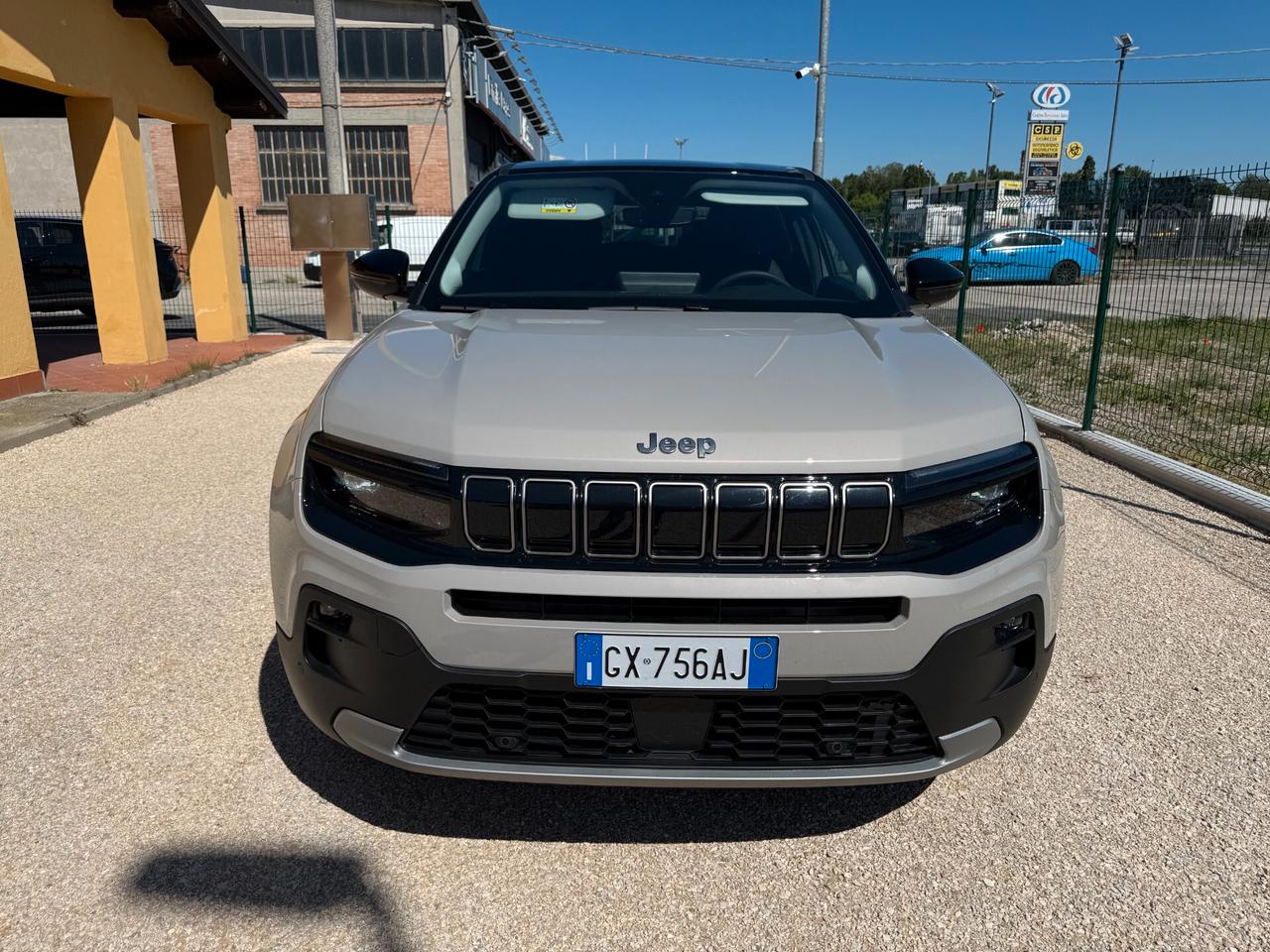 Jeep Avenger 1.2 Turbo 100 CV MHEV Summit