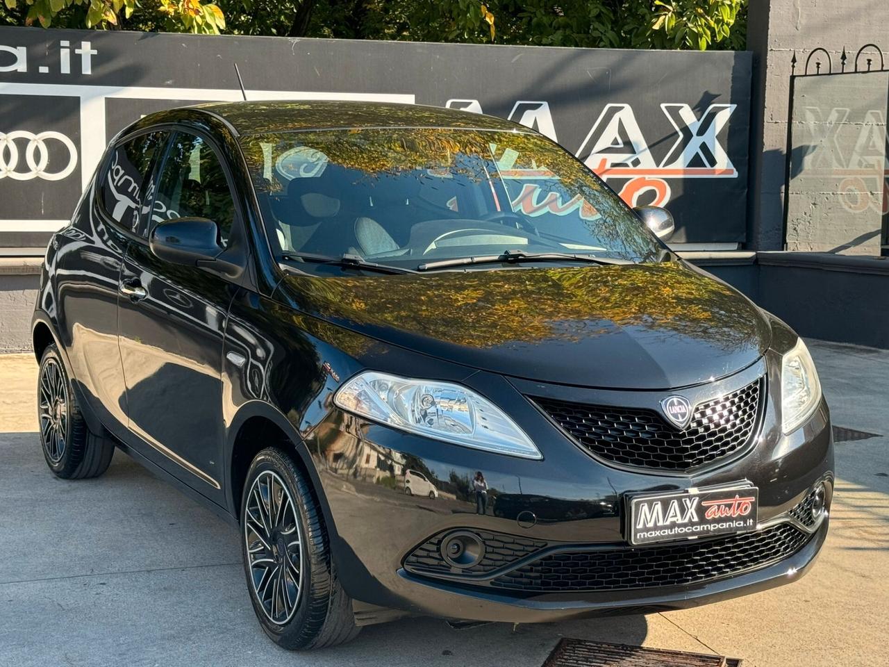 Lancia Ypsilon 1.2 69 CV 5 porte GPL Ecochic Gold