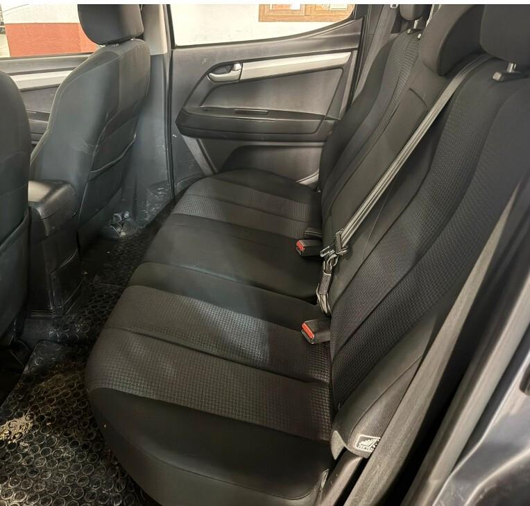 Isuzu D-Max 2.5 Double Cab Satellite 4WD