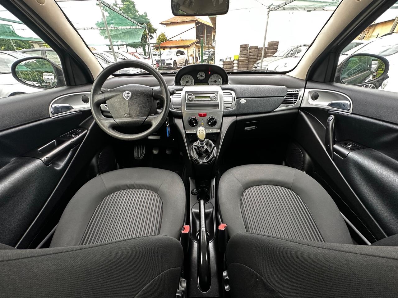 Lancia Ypsilon 1.2 69 CV Elle