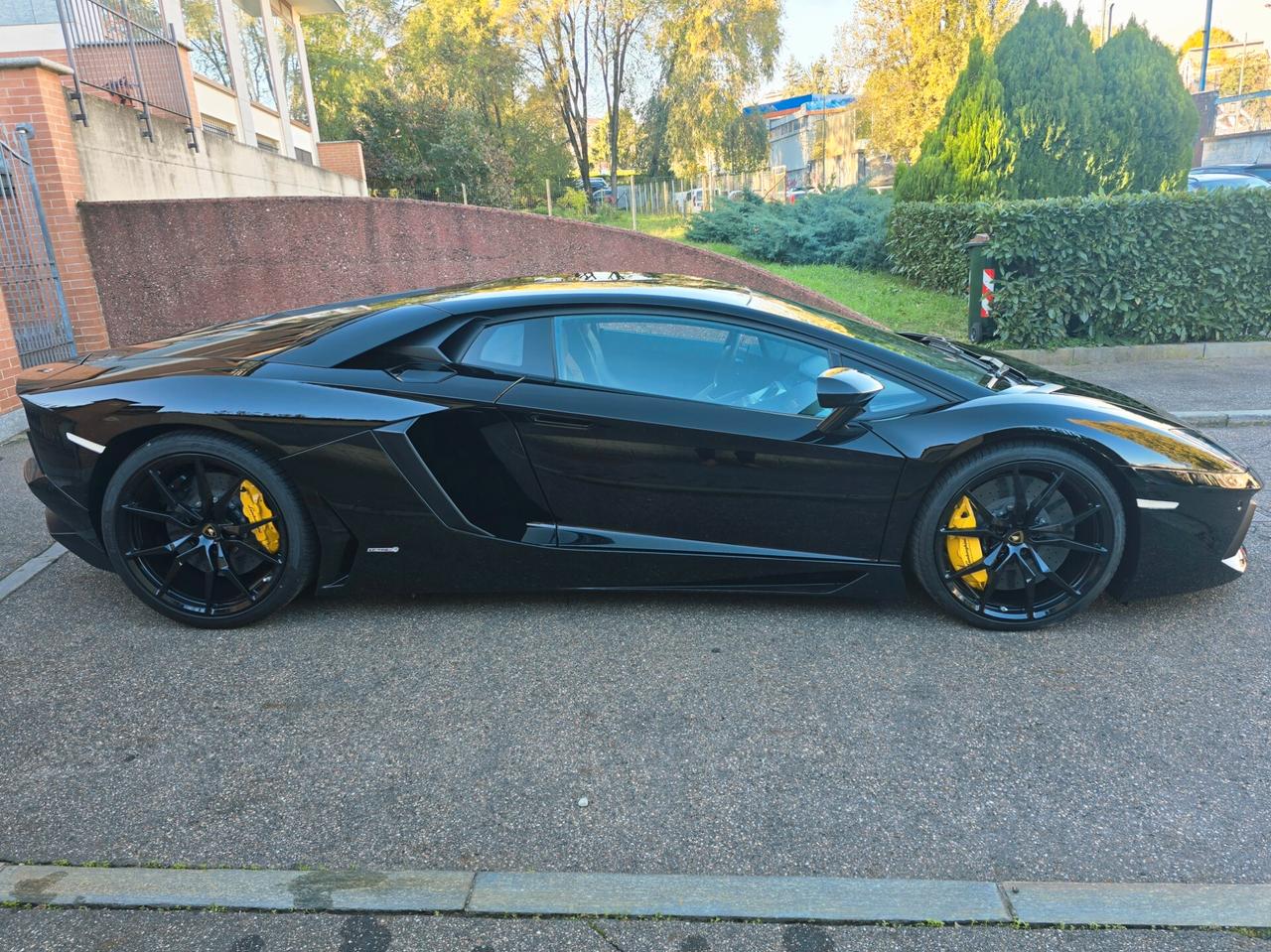 LAMBORGHINI Aventador 6.5 V12 LP700-4
