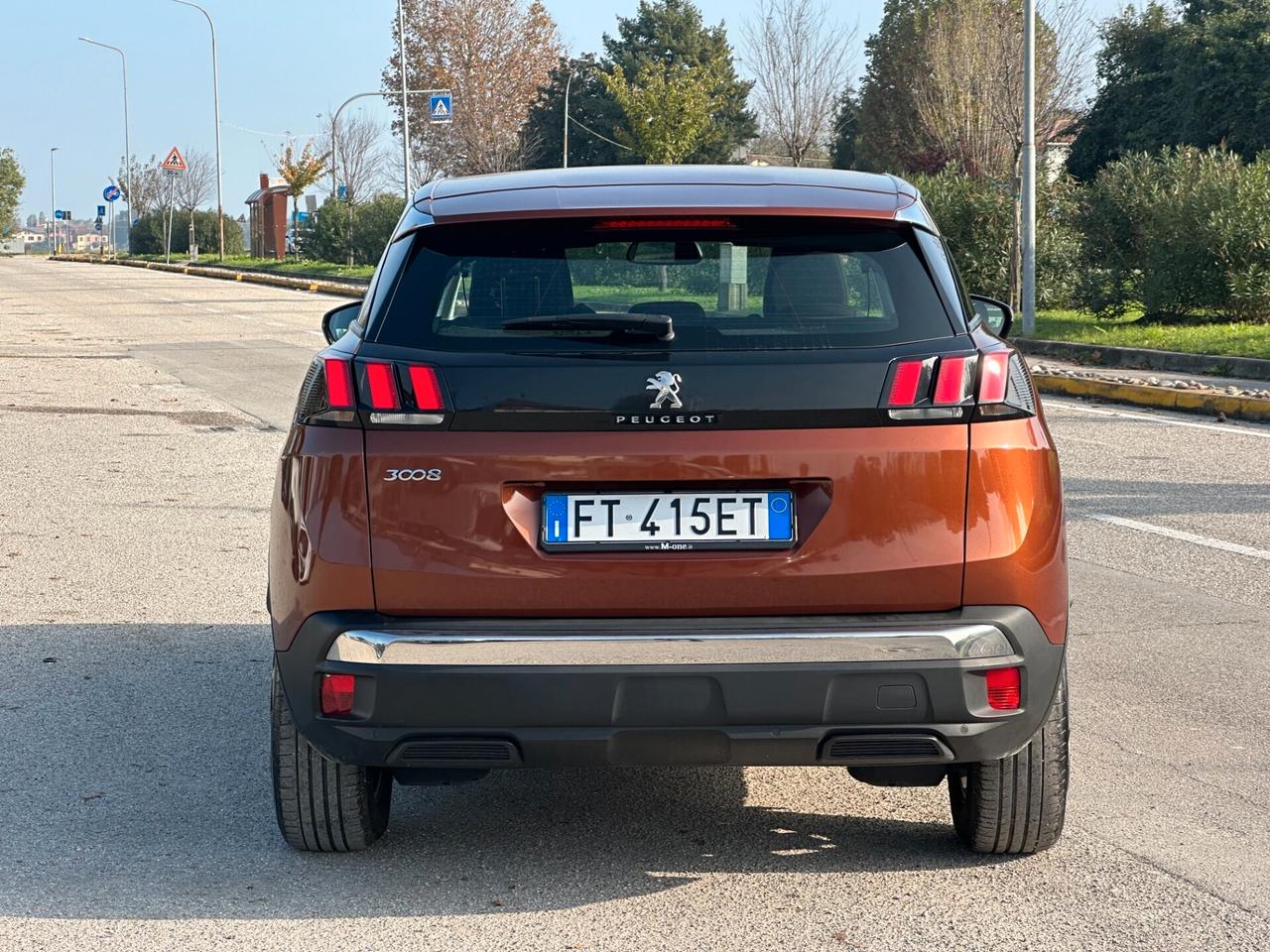 Peugeot 3008 BlueHDi 130 S&S EAT8 Business