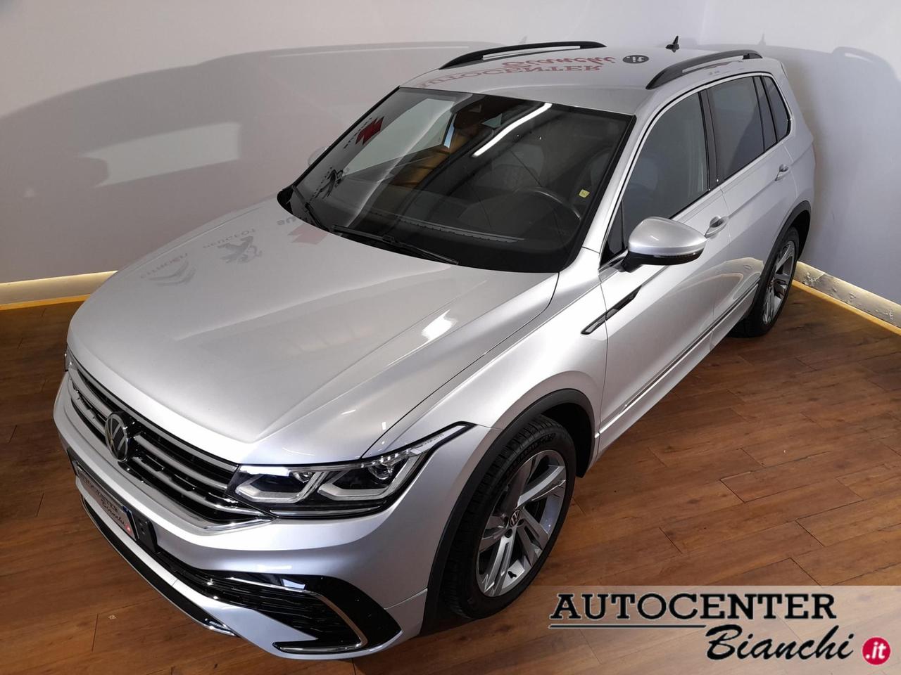 Volkswagen Tiguan 2.0 tdi R-Line 4motion 150cv dsg
