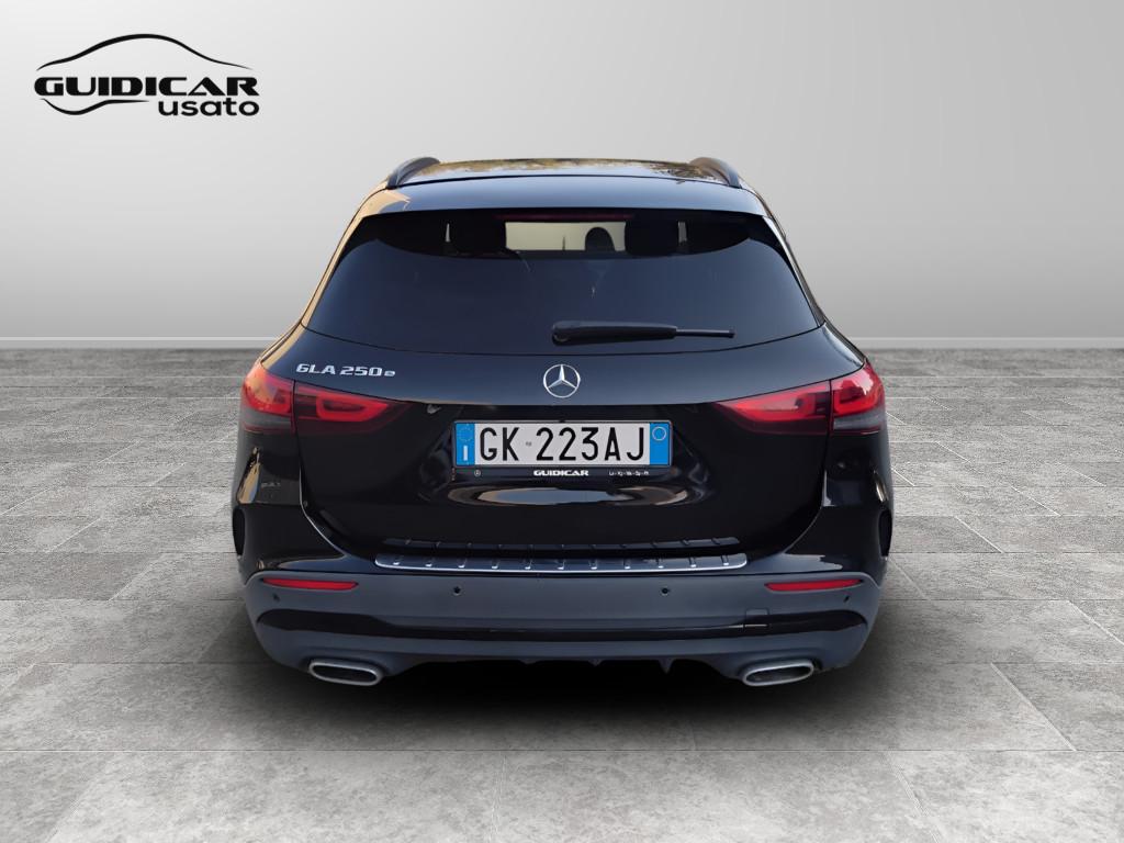 Mercedes-Benz GLA-H247 2020 - GLA 250 e phev (eq-power) Premium auto