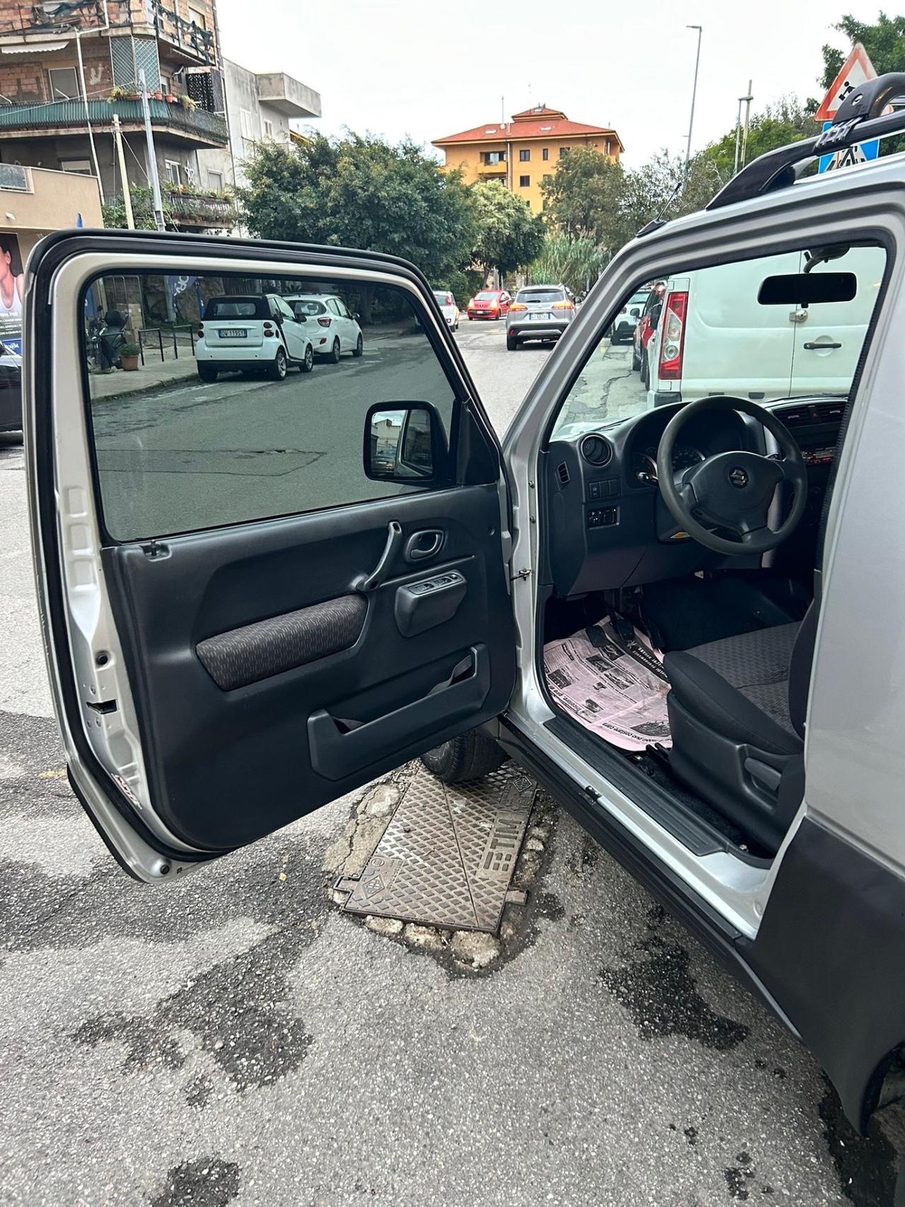 Suzuki Jimny 1.5 DDiS cat 4WD