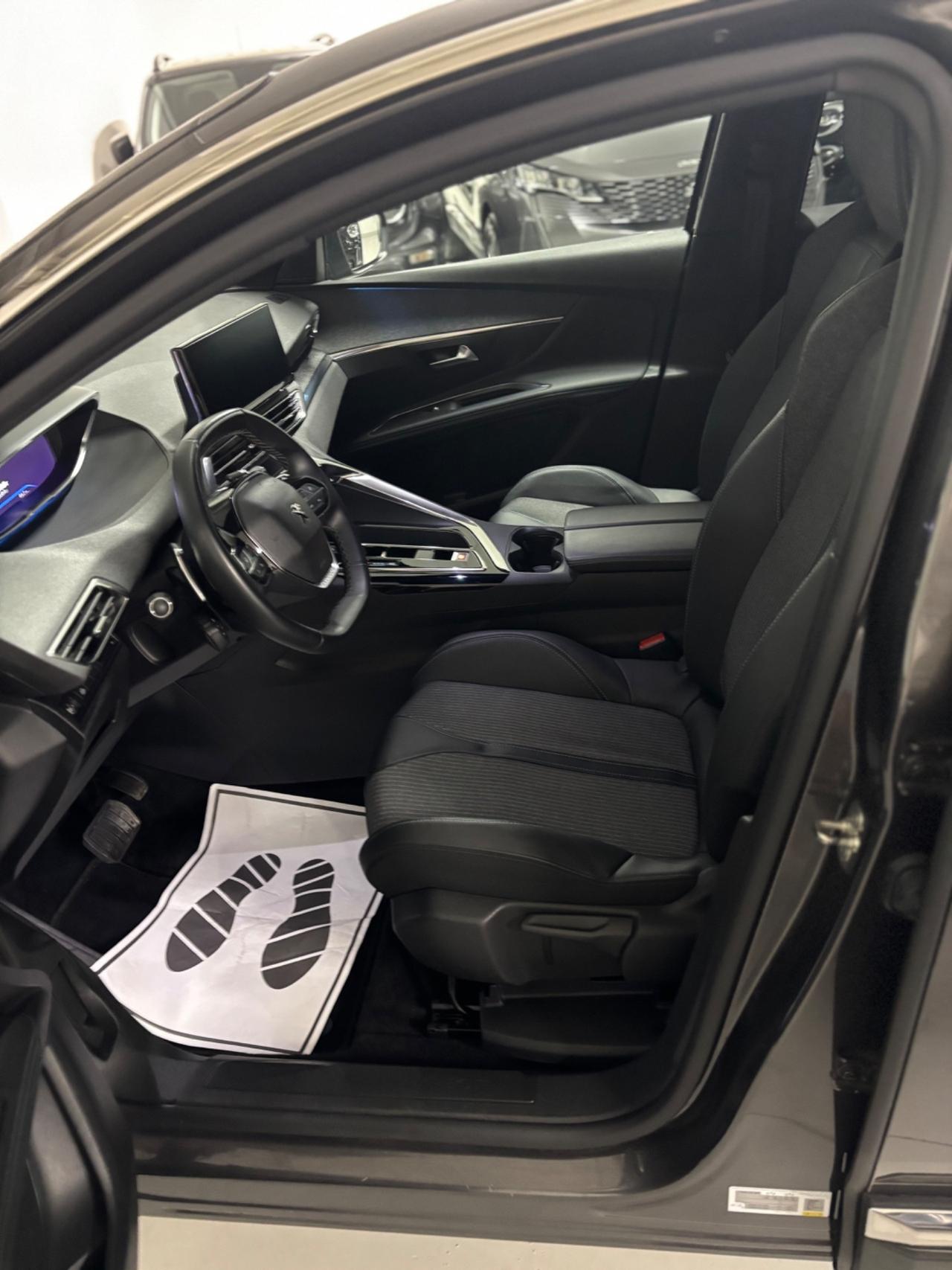 Peugeot 3008 BlueHDi 130 S&S EAT8 Allure Pack