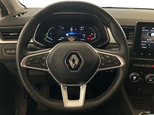 RENAULT Captur 1.6 E-Tech hybrid Intens 145cv auto