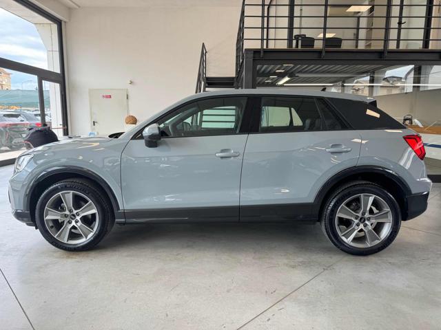 AUDI Q2 30 TDI S line Interiors