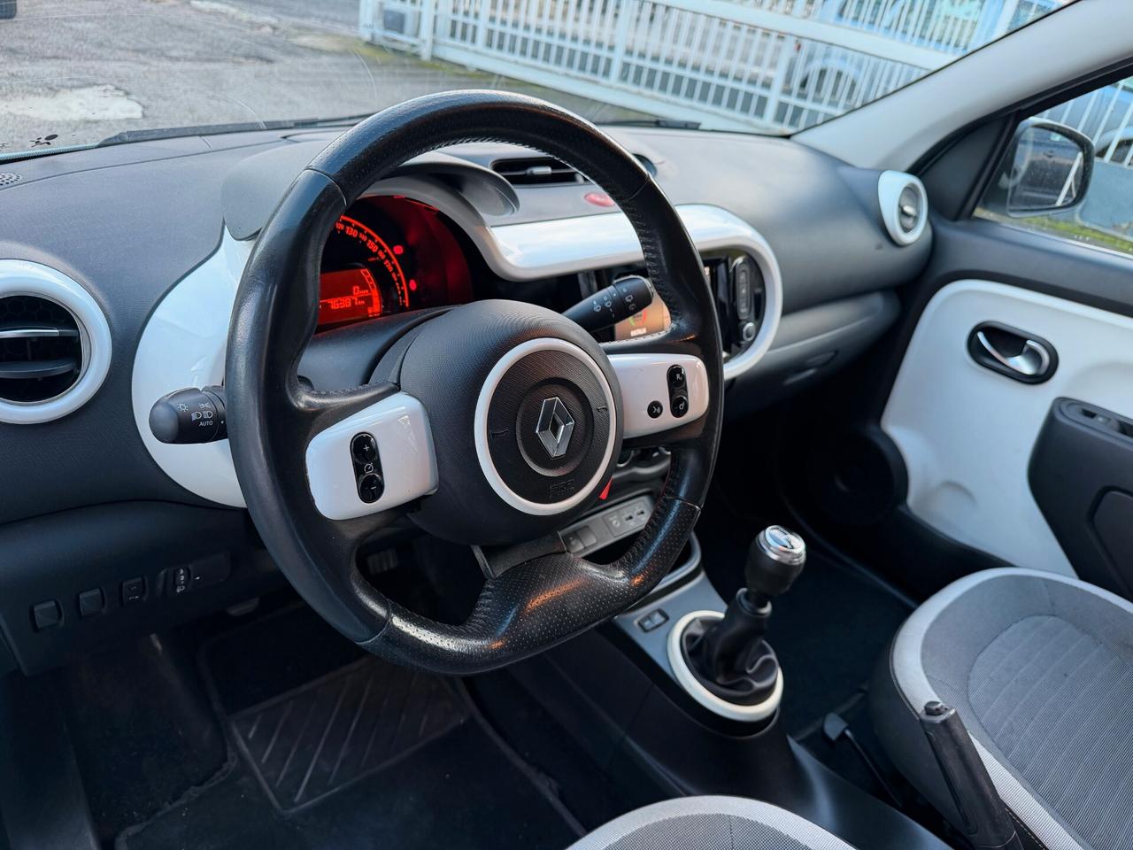 Renault Twingo SCe 65CV Intens NAVI 2021