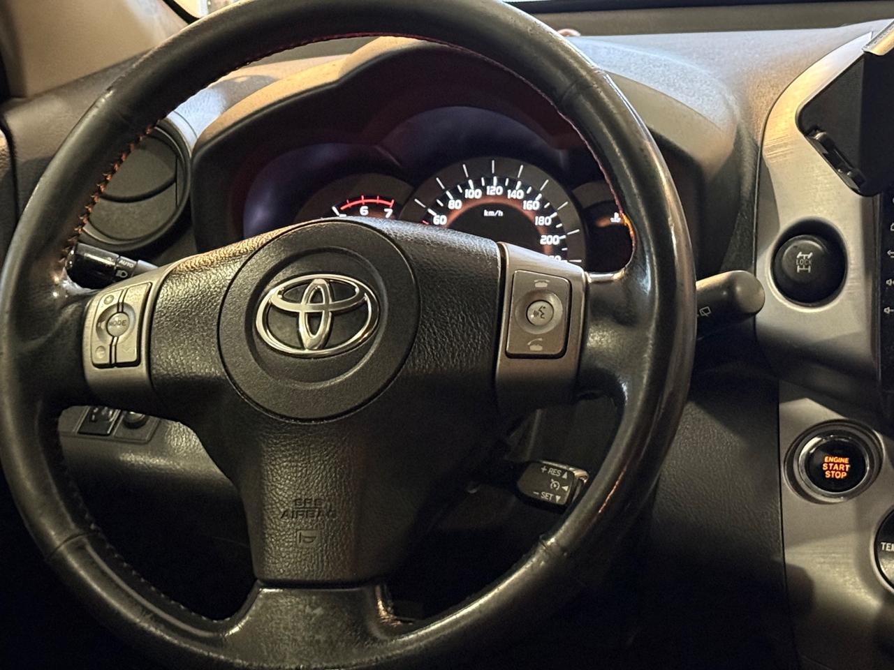 Toyota RAV 4 2.2 DIESEL anno 2010