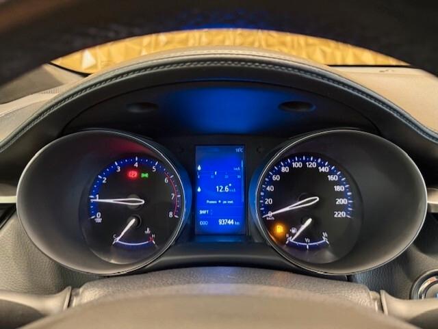Toyota C-HR 1.2 Turbo Business