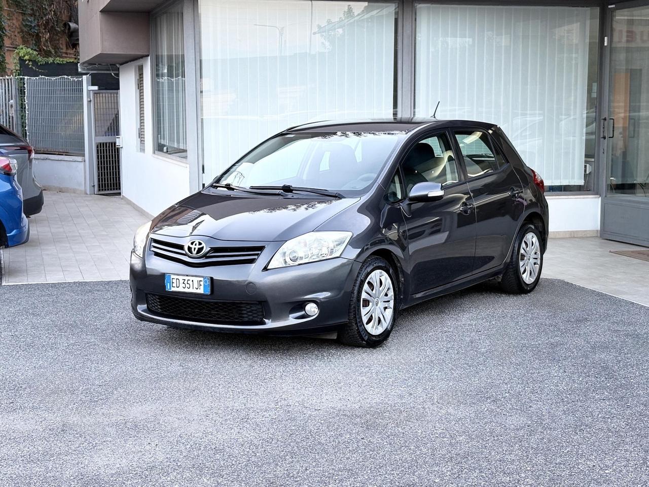 Toyota Auris 1.3 Benzina 100CV E5 - 2010
