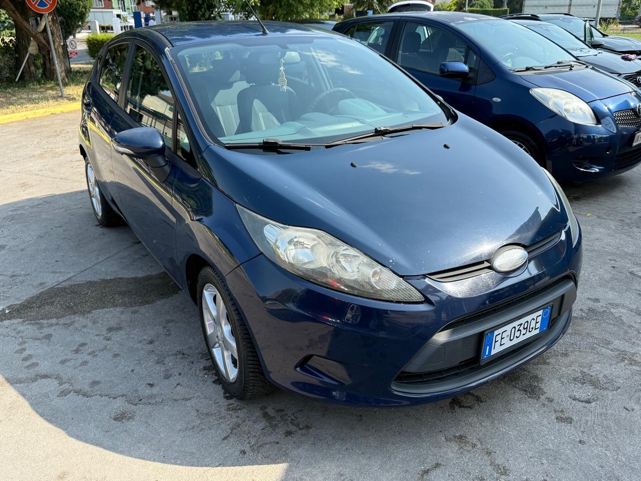Ford Fiesta 1.6 TDCi 90CV 5 porte DPF Titanium