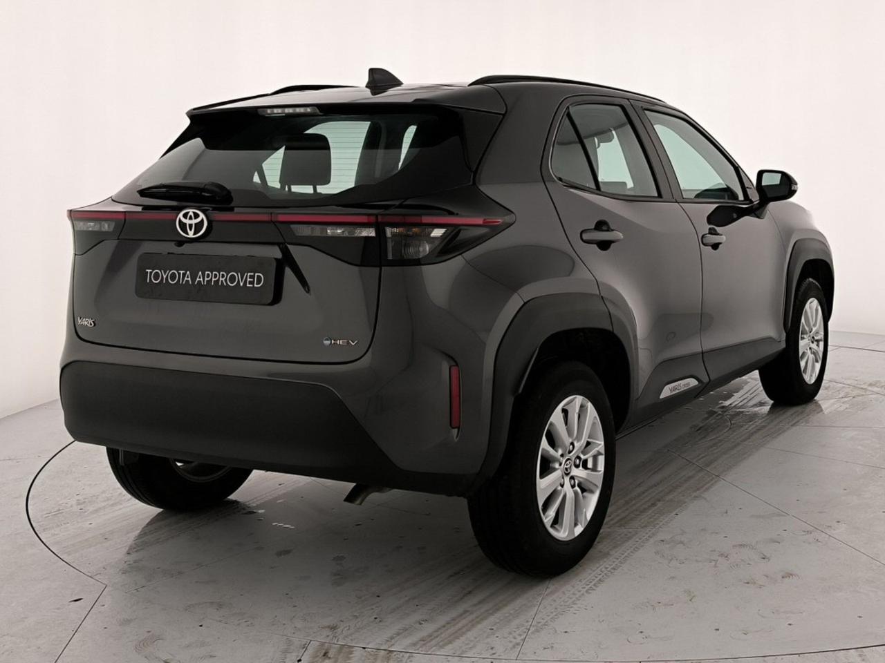 Toyota yaris cross 1.5h active fwd 116cv e-cvt