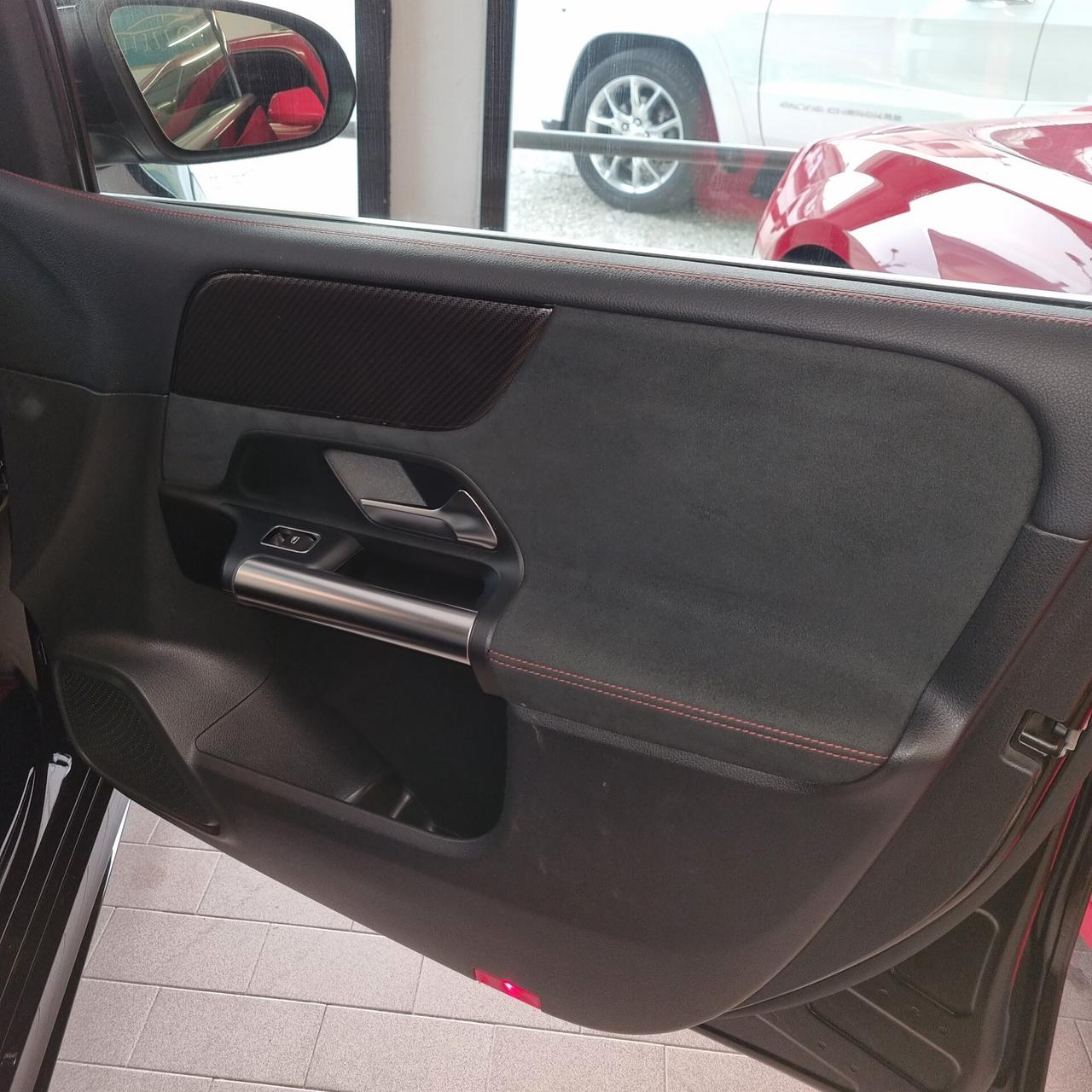 Mercedes-benz B 200 d Automatic Premium AMG line