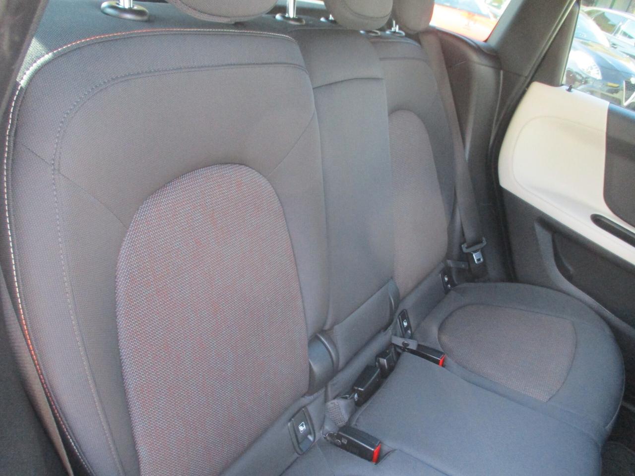 MINI Cooper D Countryman COUNTRYMAN COOPER D 2000 150CV E6 AUTOMATICA/PDC