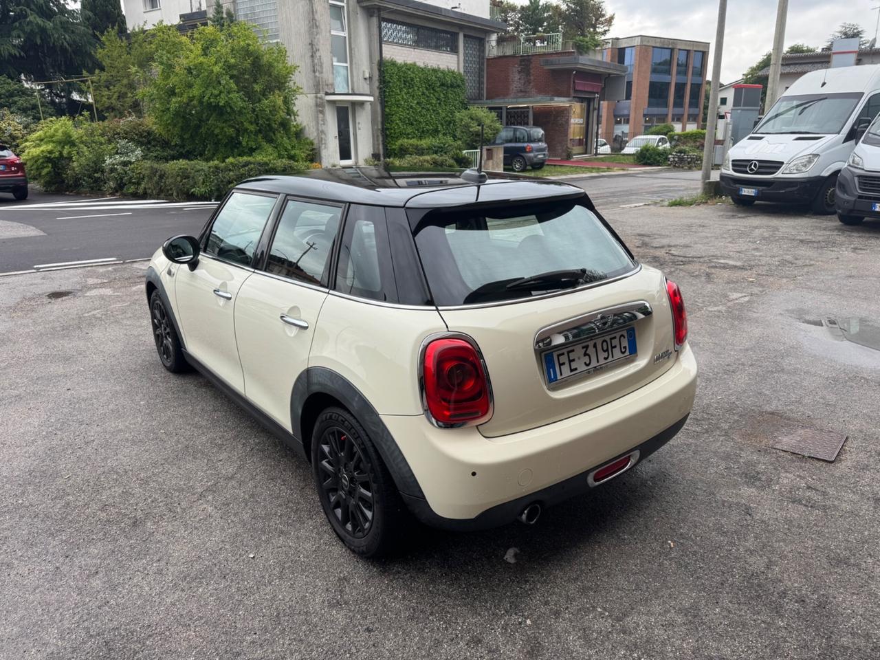 Mini 1.5 Cooper D Business
