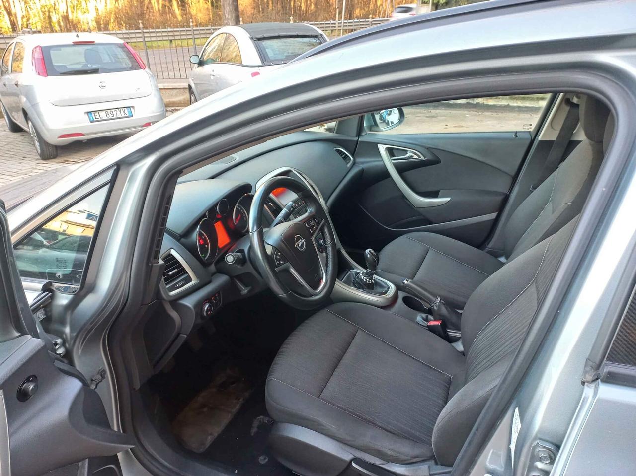 Opel Astra 1.7 CDTI 110CV 5 porte Cosmo