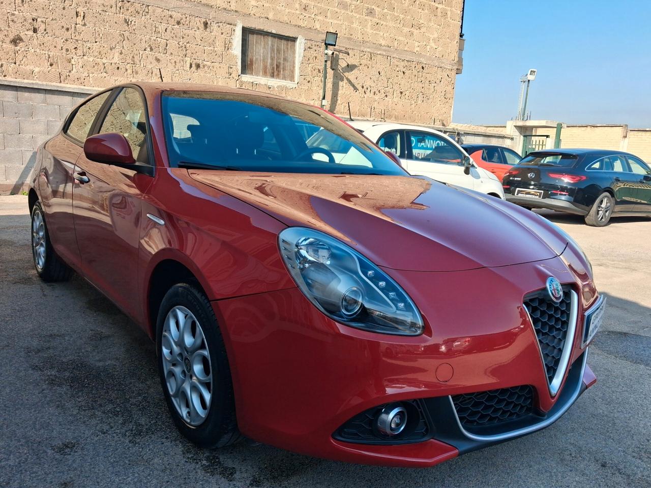 Alfa Romeo Giulietta 1.6 JTDm TCT 120 CV CAMBIO AUTOMATICO NAVIGATORE FARI LED GARANZIA 12 MESI CON CERTIFICATO