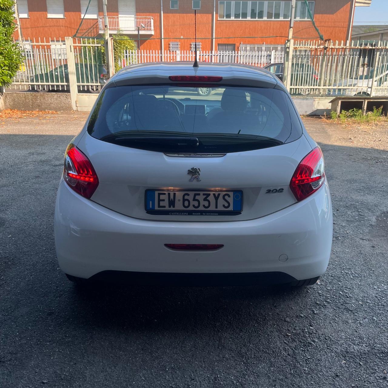 Peugeot 208 PureTech 82 5 porte Allure