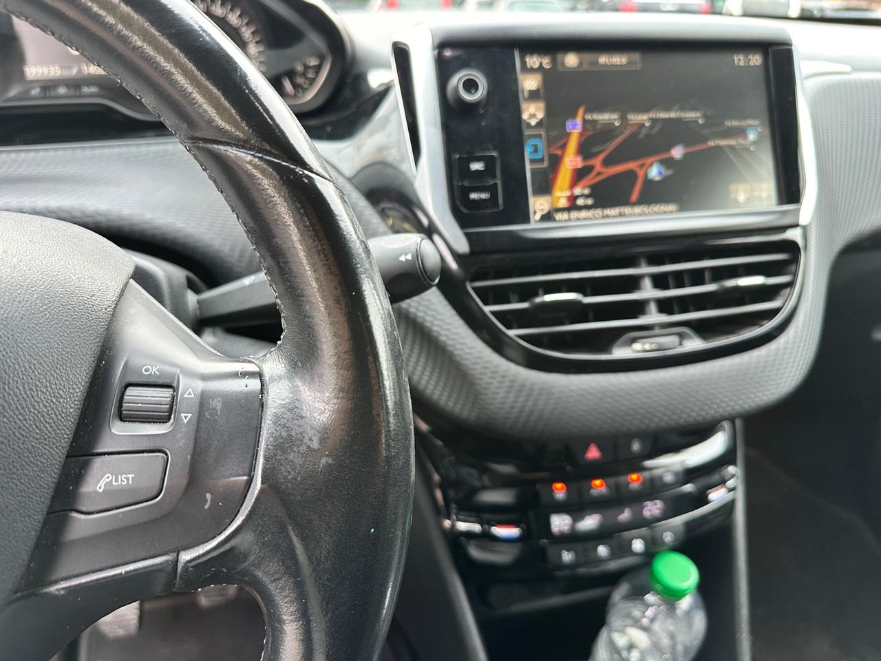 Peugeot 2008 BlueHDi 120 S&S Black Matt