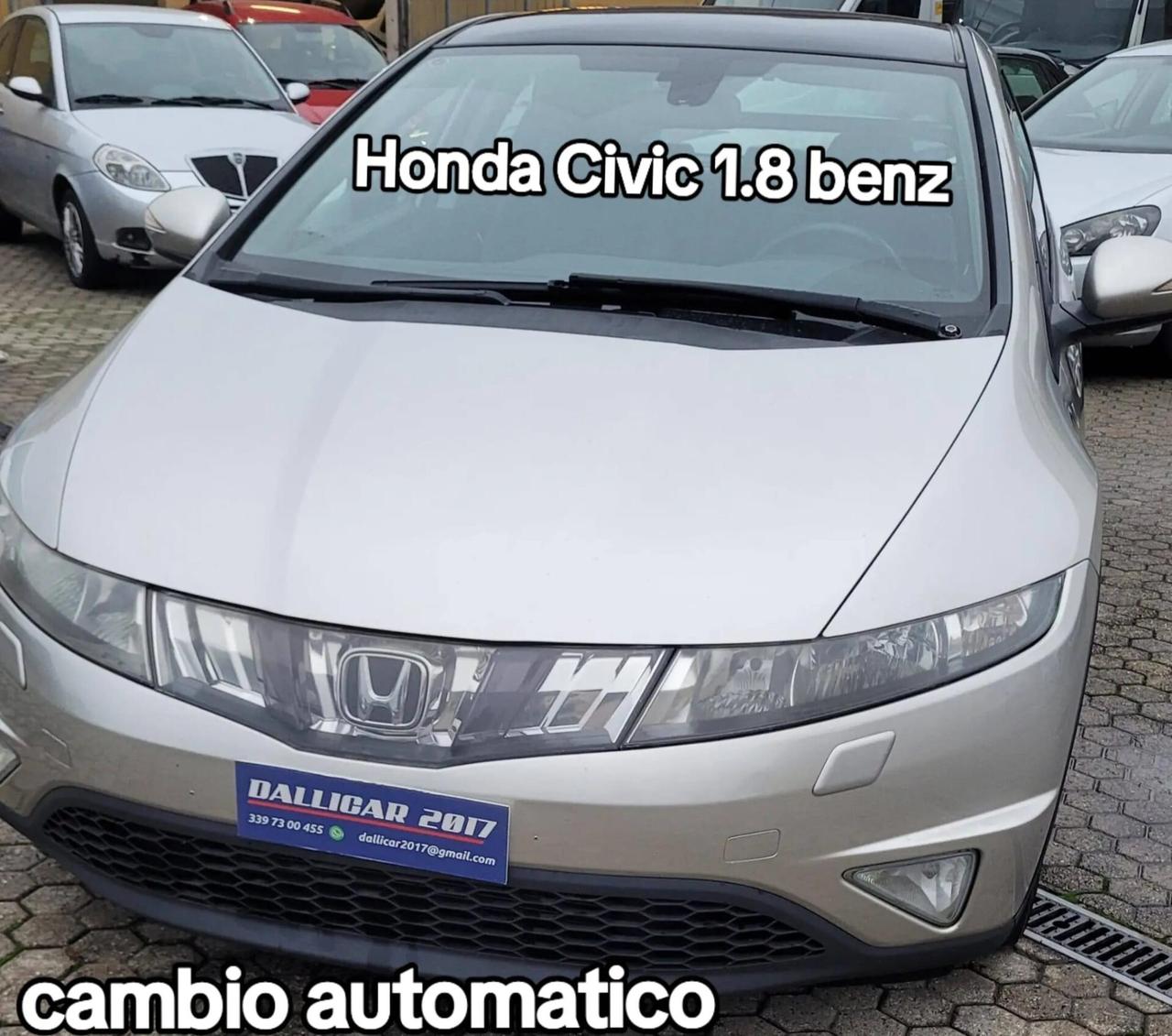 Honda Civic 1.8 I-VTEC (Cambio automatico)