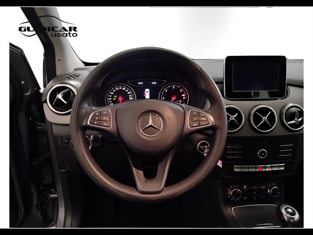 Mercedes-Benz Classe B - T246 - B 180 d (cdi) Business