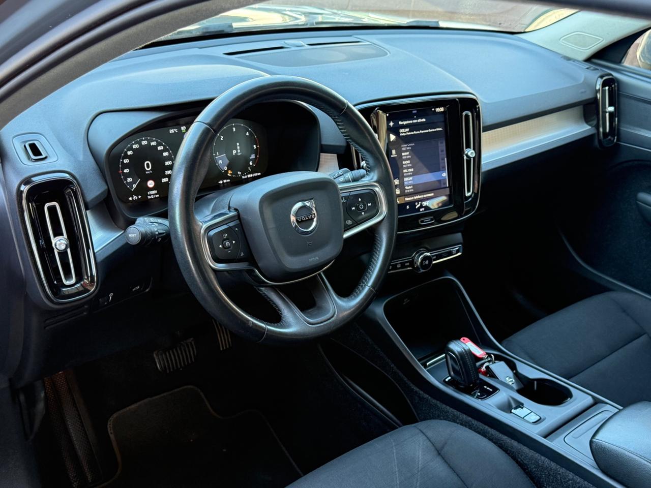 XC40 D3 Momentum-unipro-rate-garanzia -