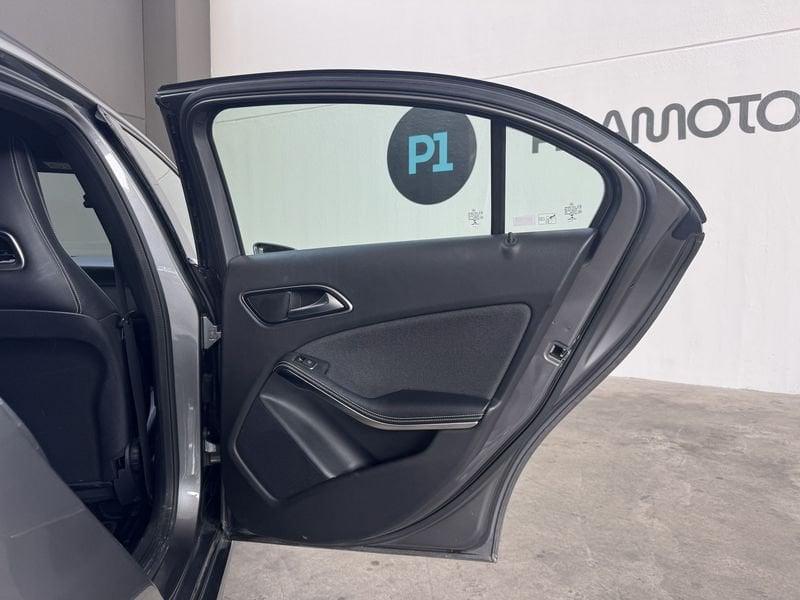 Mercedes-Benz Classe A A 160 d Sport AUTOMATICA NEOPATENTATI CRONOLOGIA TAGLIANDI