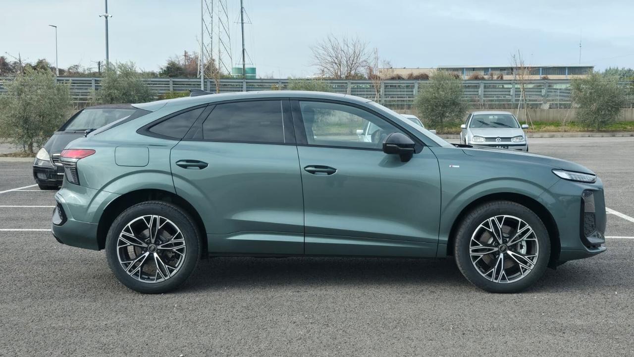 Audi Q3 SPB 35 TDI SLINE TETTO KM 0 2026