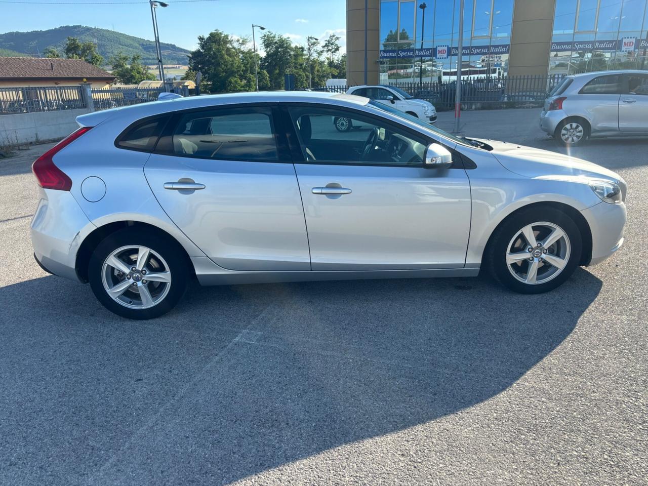 Volvo V40 D2 1.6 Momentum