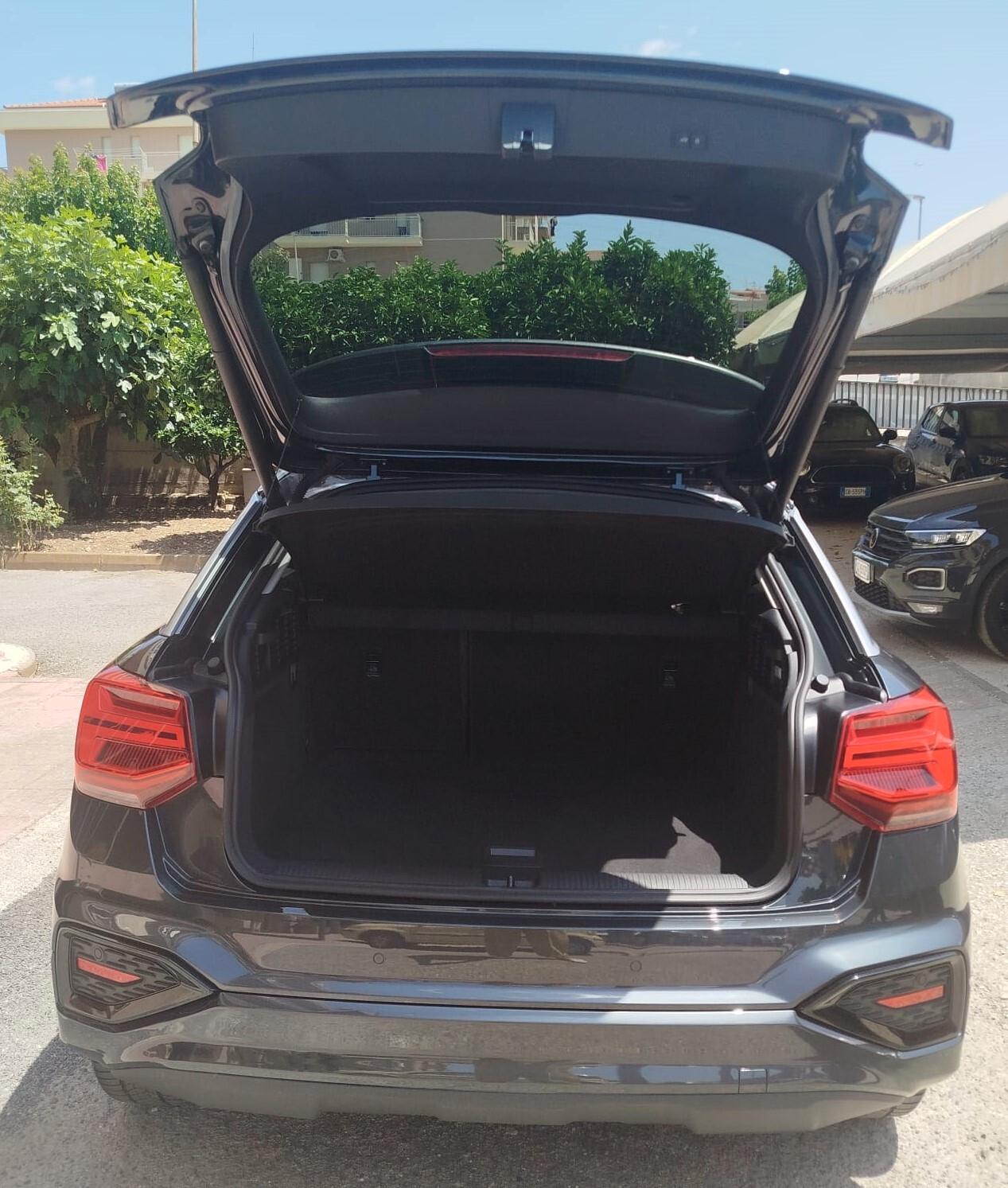 Audi Q2 30 TDI Design 116CV 2021