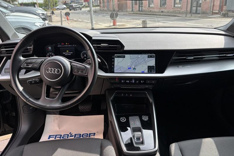 Audi A3 Sportback 35 2.0 tdi Business s-tronic LED-NAVI-18"