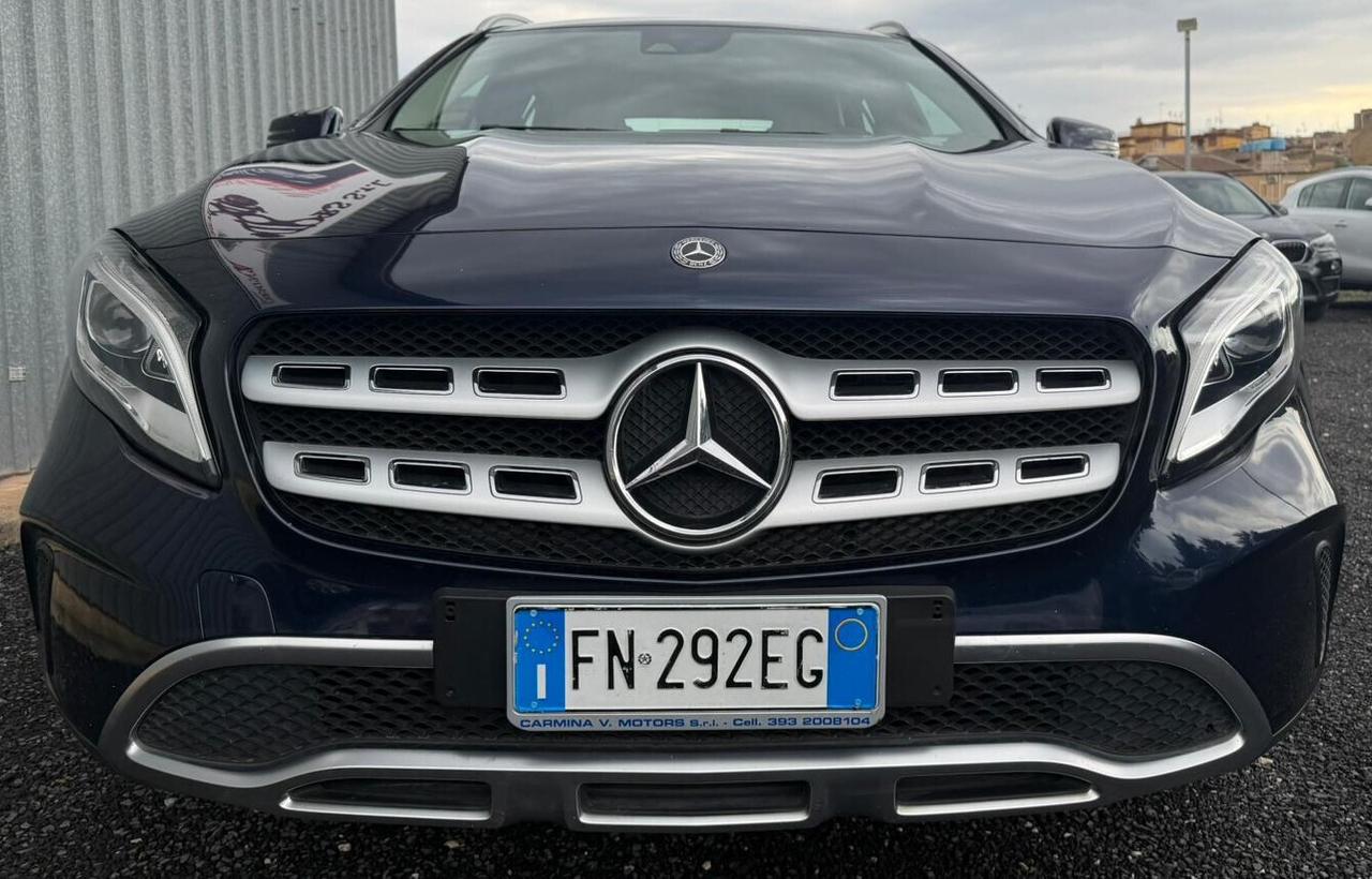Mercedes-benz GLA 200 d SPORT CERCHI 19