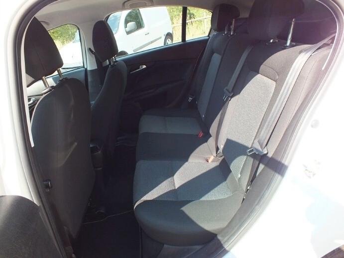 Fiat Tipo 1.6 Mjt*UNIPRO*NAVI*BLUETOOTH*