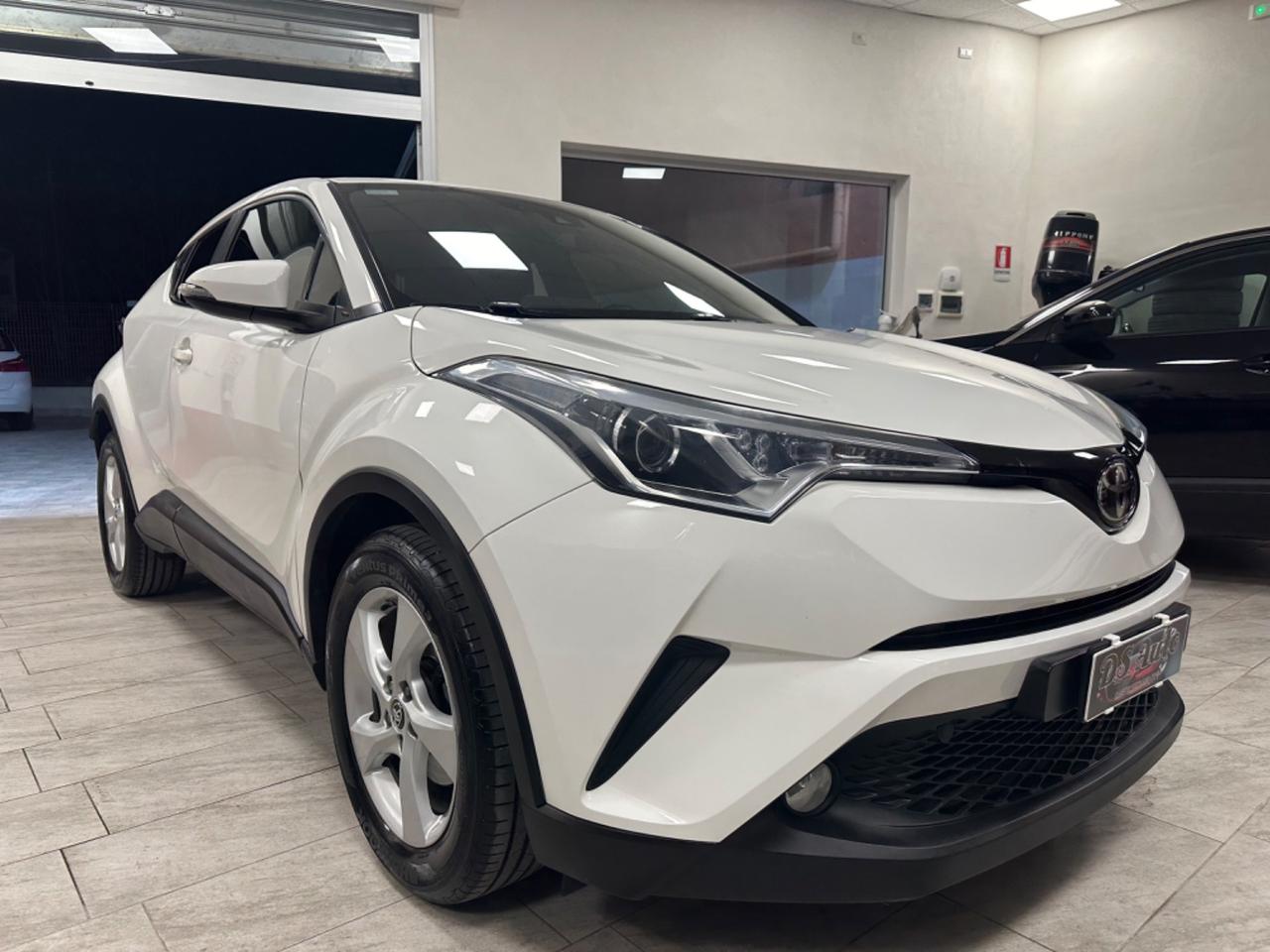 Toyota C-HR 1.2 Turbo Business