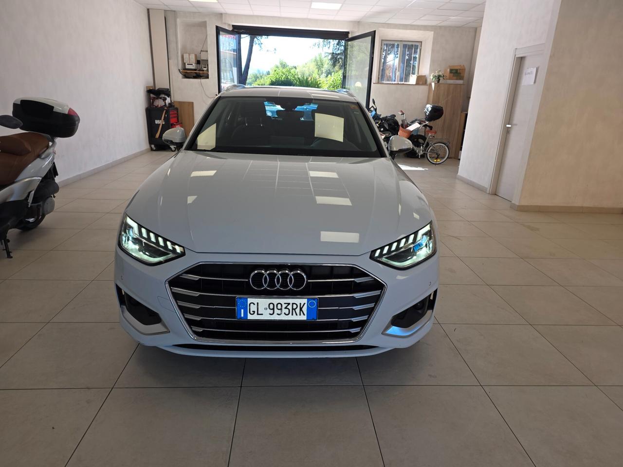 Audi A4 Avant 35 TDI/163 CV S tronic Business Advanced