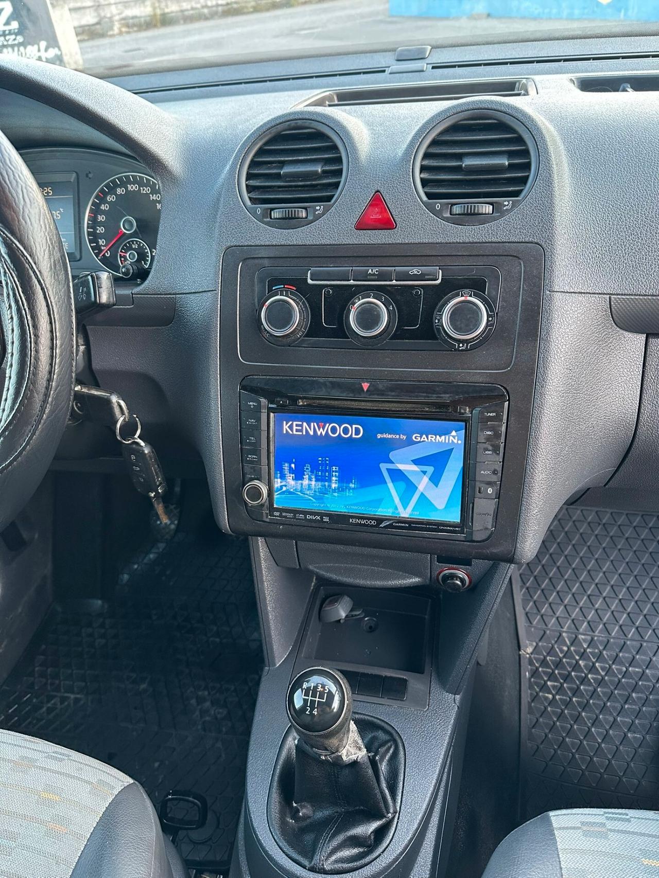 VW CADDY MAXI DEL 2012