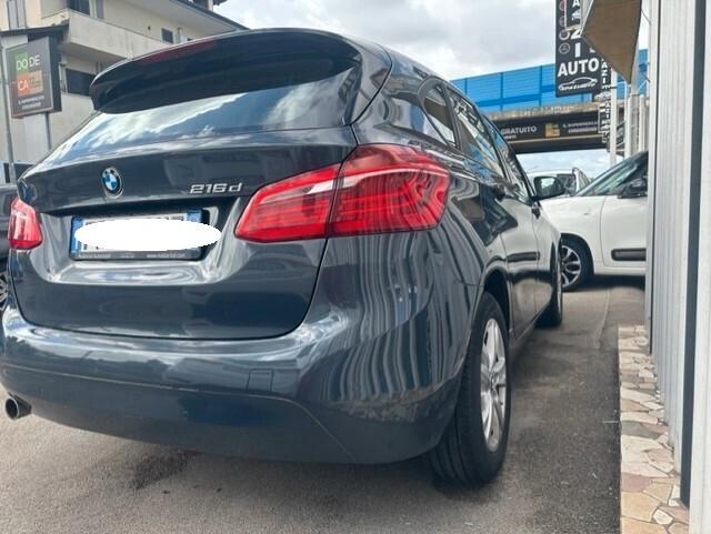 BMW 216 ACTIVE TOURER 10/2016 1,5 DCI