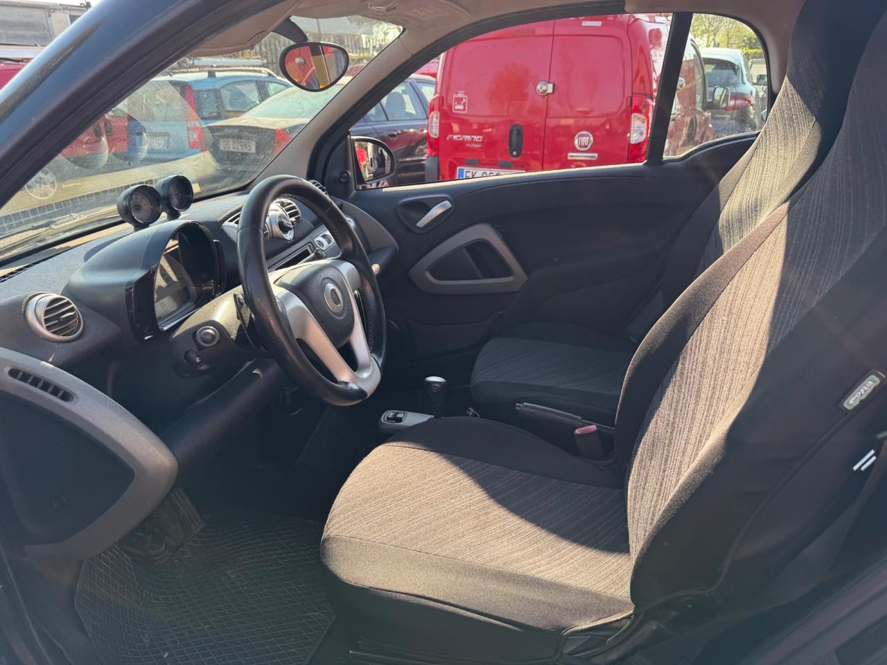 Smart ForTwo 1000 52 kW coupé pure