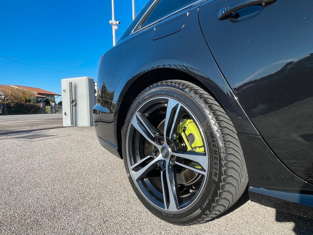 Audi A6 Avant 3.0 TDI 218cv quattro S tronic Business