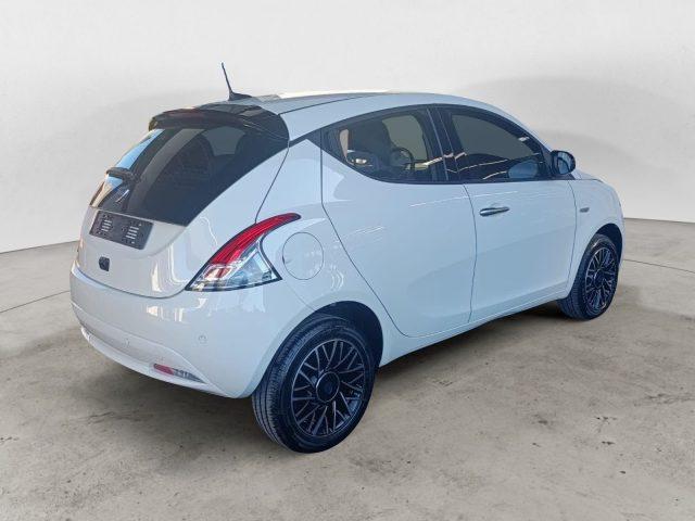 LANCIA Ypsilon 1.0 FireFly 5 porte S&S Hybrid Oro