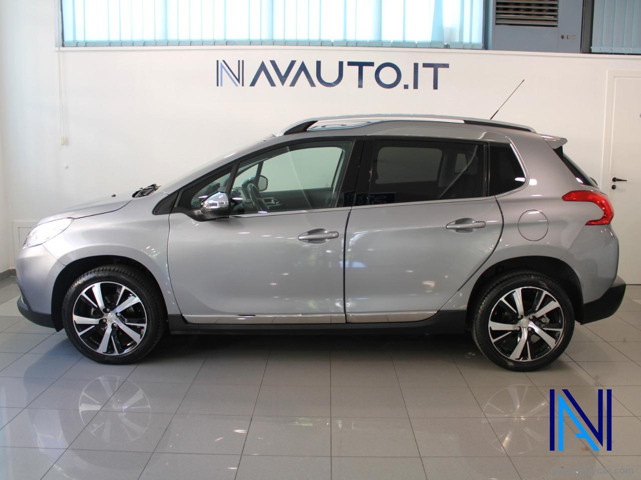 PEUGEOT 2008 BlueHDi 100 Allure
