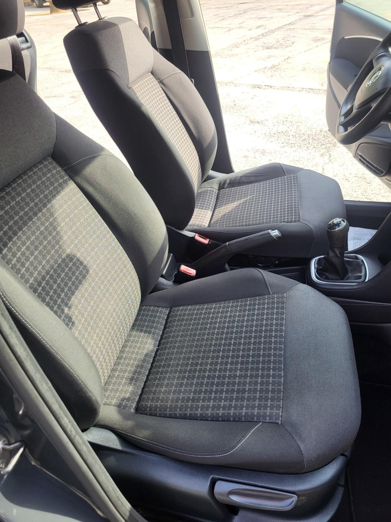 VOLKSWAGEN POLO 1,4 TDI-EURO 6B-FOTO 3 REVISIONI