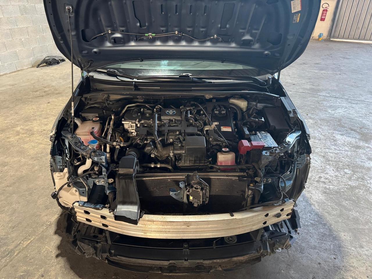 Toyota Corolla Touring Sports 1.8h cvt START INCIDENTATA