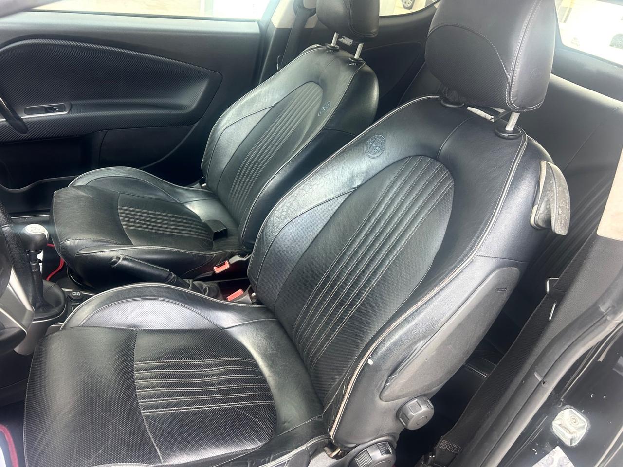 Alfa Romeo MiTo 1.3 JTDm 16V 90 CV Distinctive Sport Pack