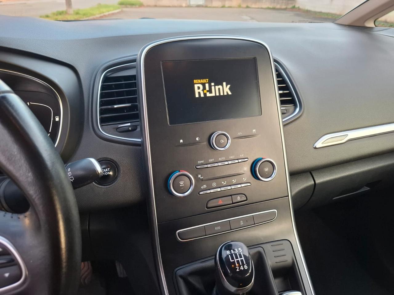 Grand Scenic 1.5 dci 2018 7 POSTI SOLO 114.000 KM