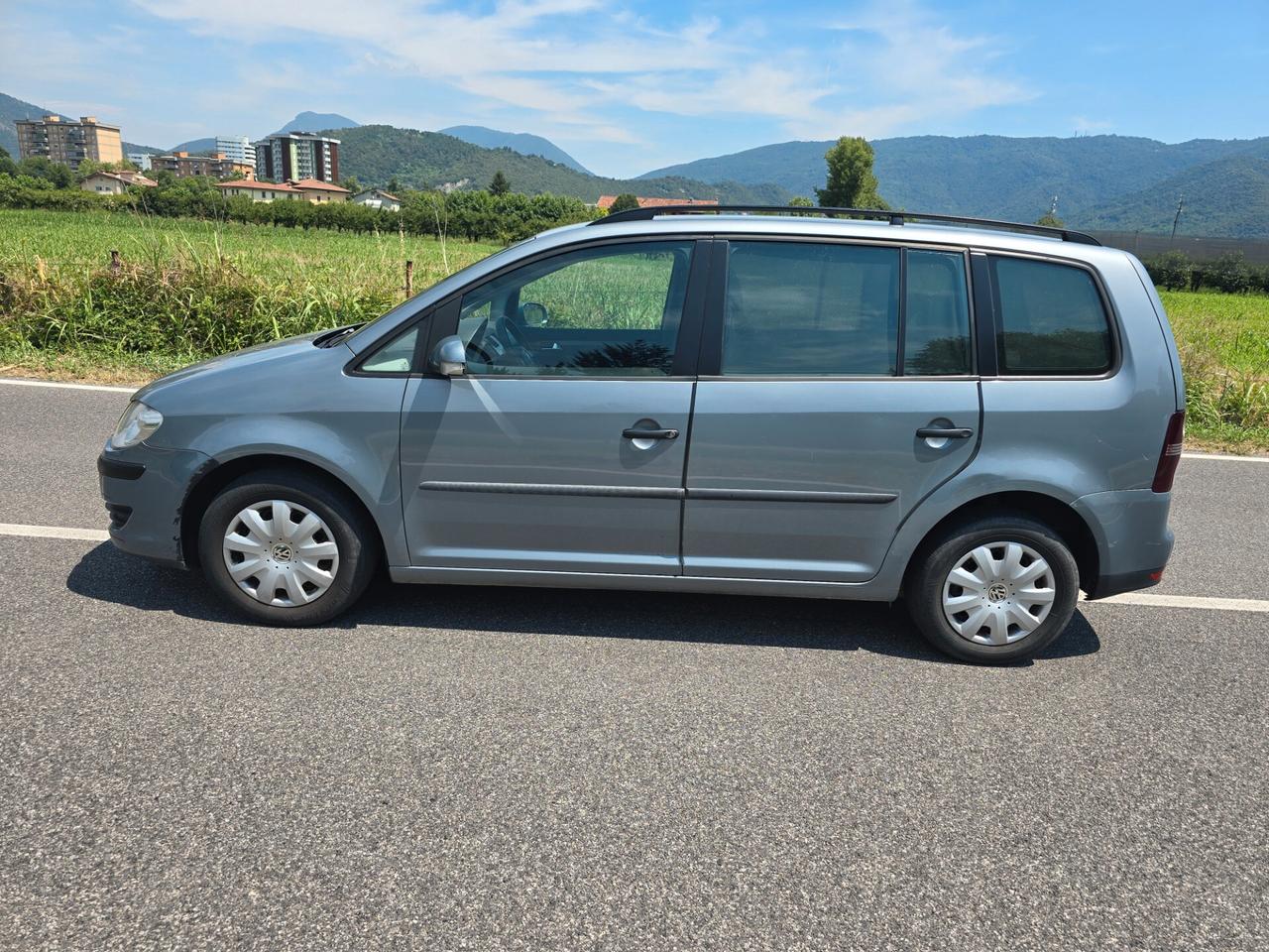 VOLKSWAGEN TOURAN 1.9 TDI 7 POSTI"OK PER NEOPATENTATI"