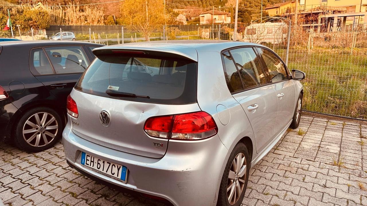 Volkswagen Golf 1.6 TDI DPF 3p. Highline 2011