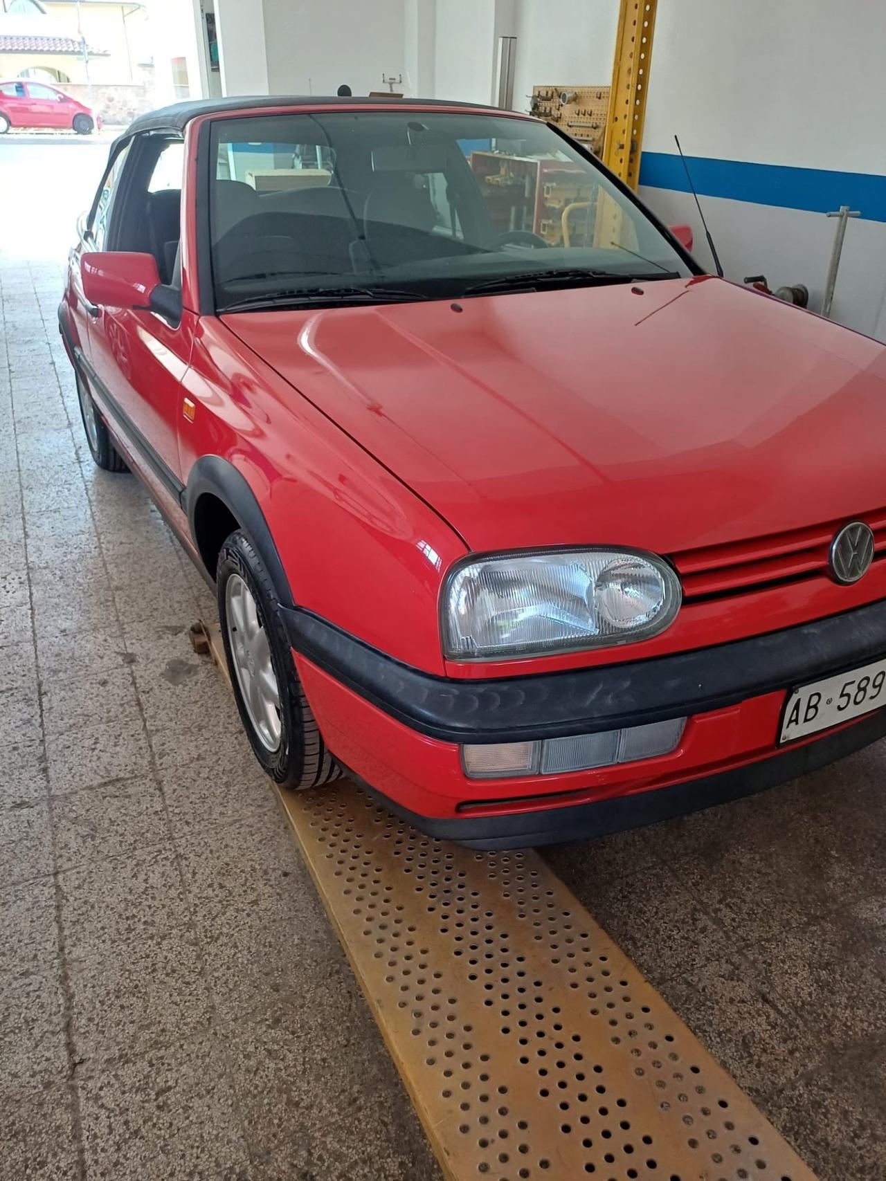 Volkswagen Golf Cabriolet 1.8 cat (75 CV) Basic
